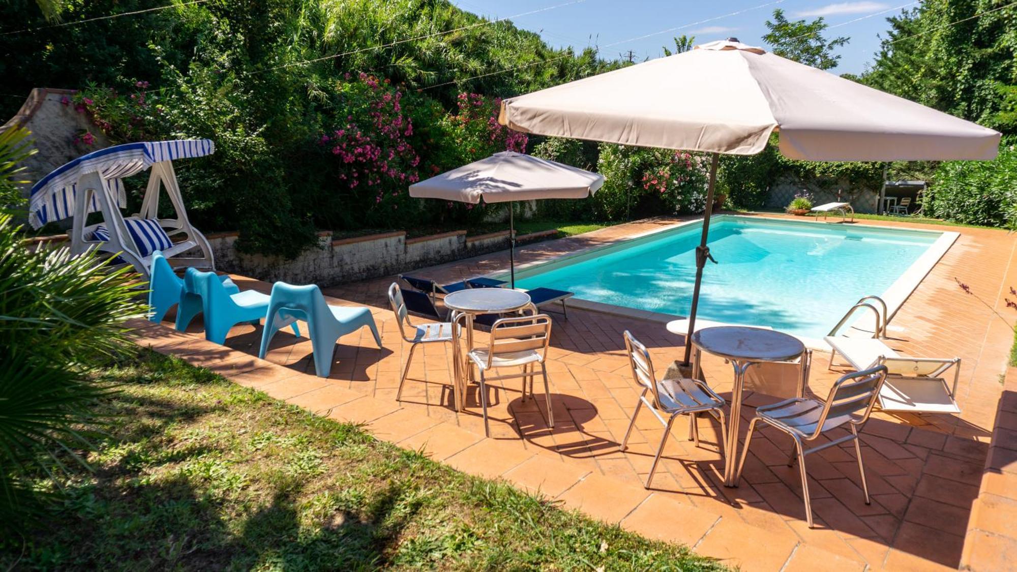 Villa Nerone B&B Lorenzana Exterior photo